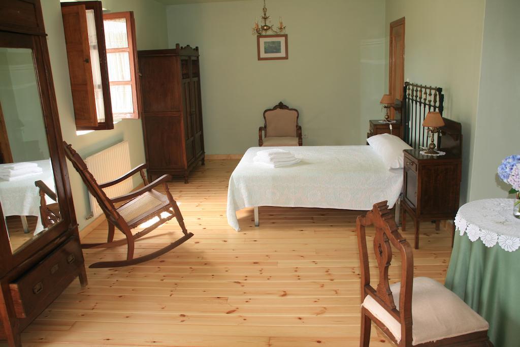 Casa Pousadoira Country house